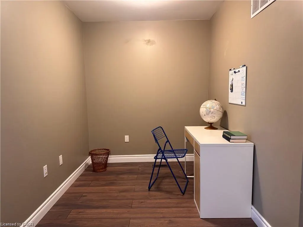 122 Courtland Avenue, #4