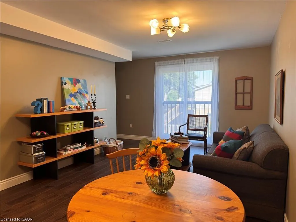 122 Courtland Avenue, #4