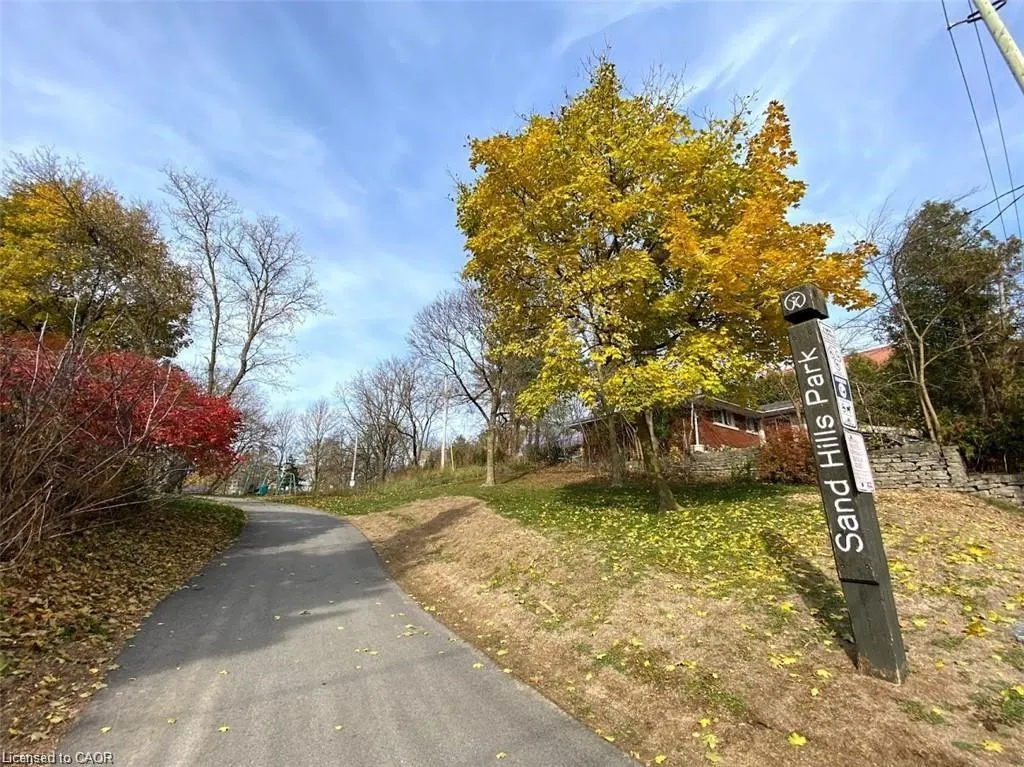 122 Courtland Avenue, #4