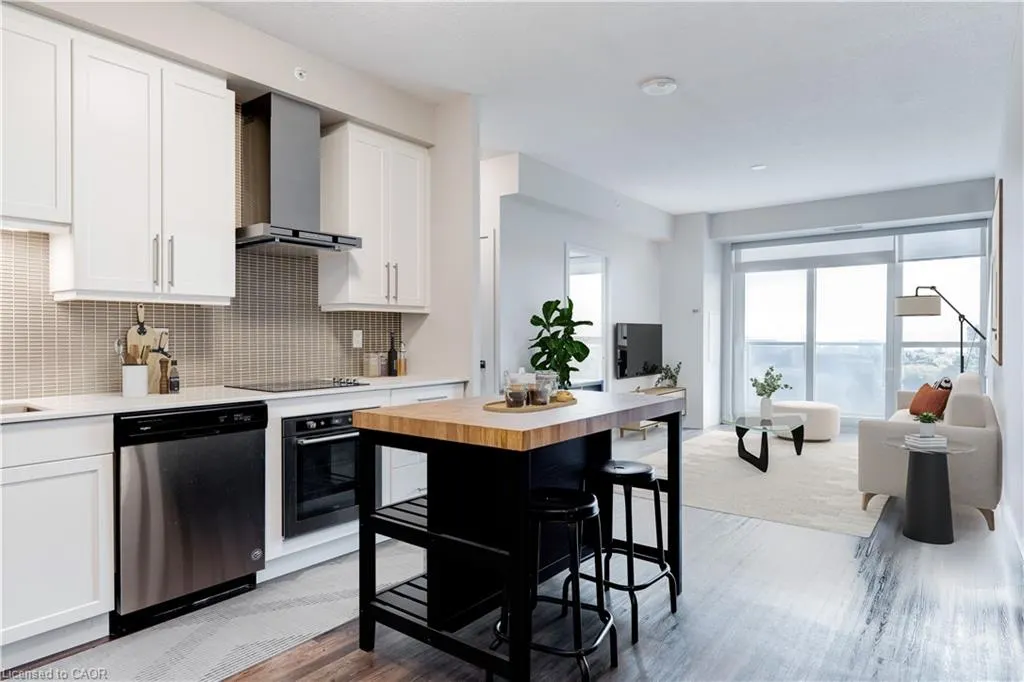 2081 Fairview Street, #1703