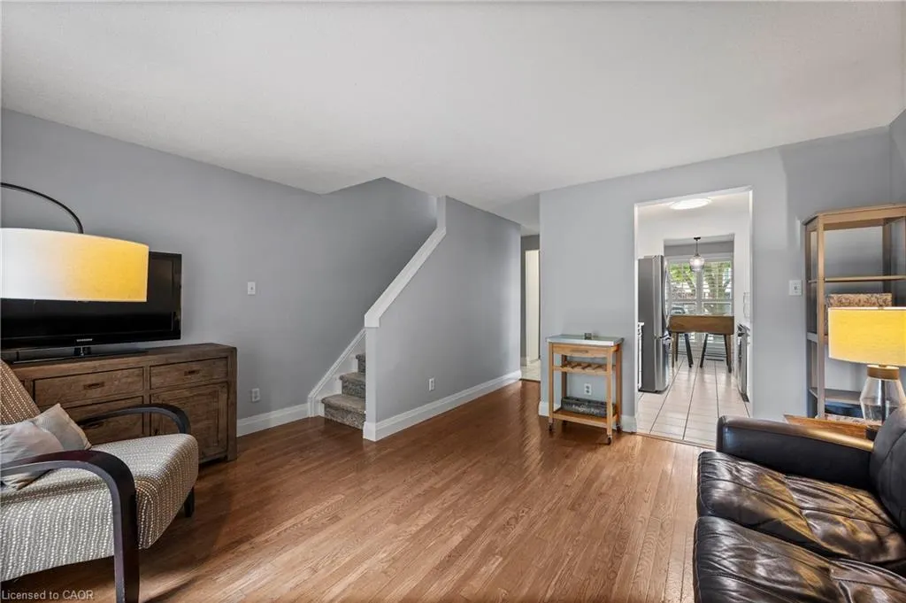 465 Woolwich Street N, #32