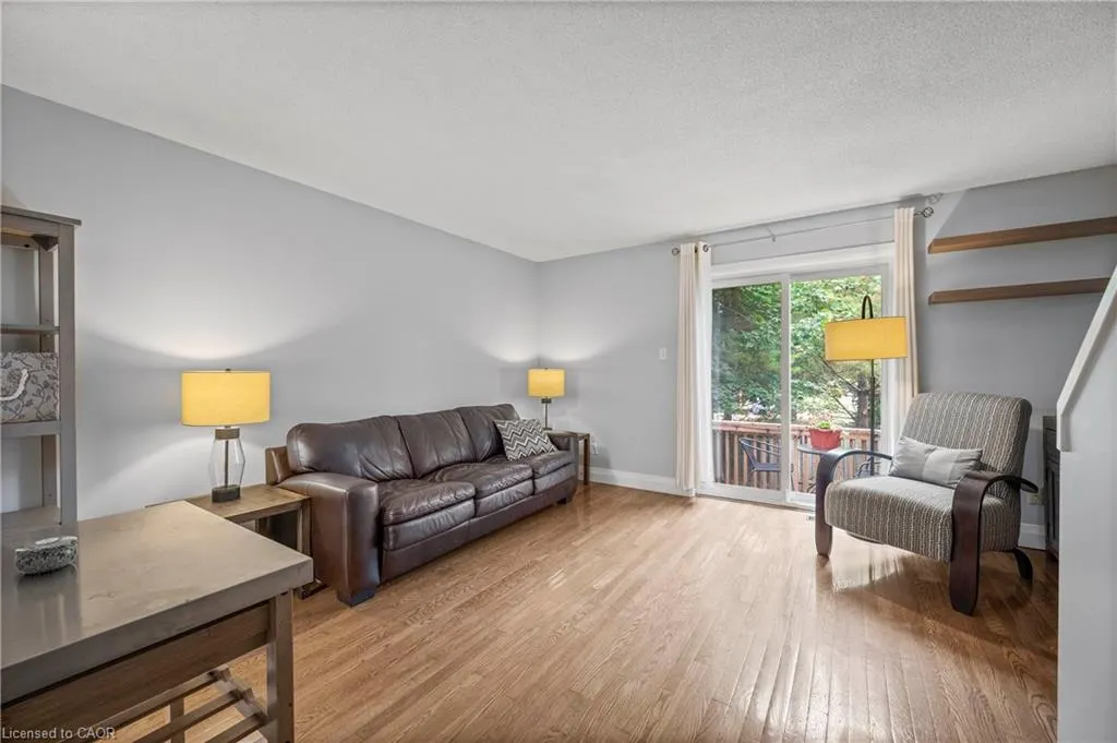 465 Woolwich Street N, #32