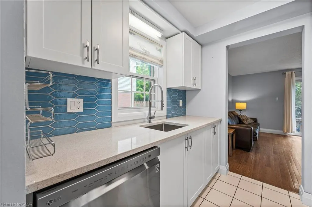 465 Woolwich Street N, #32