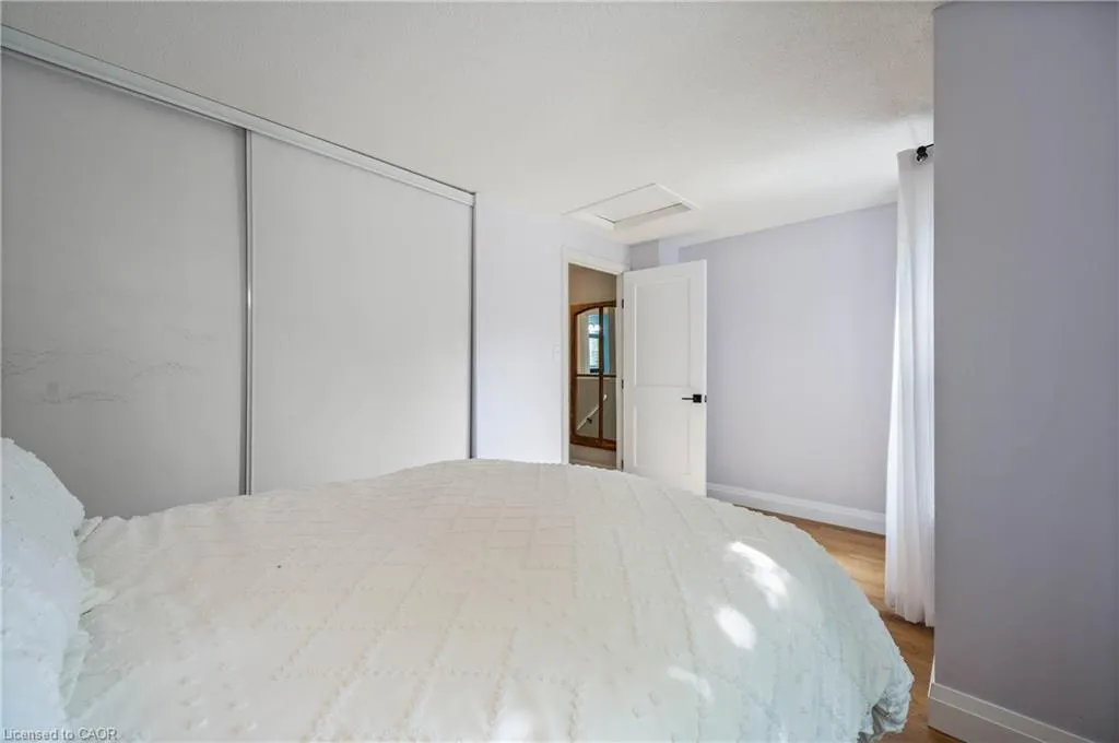 465 Woolwich Street N, #32