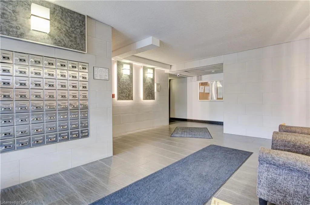 18 Holborn Court, #104