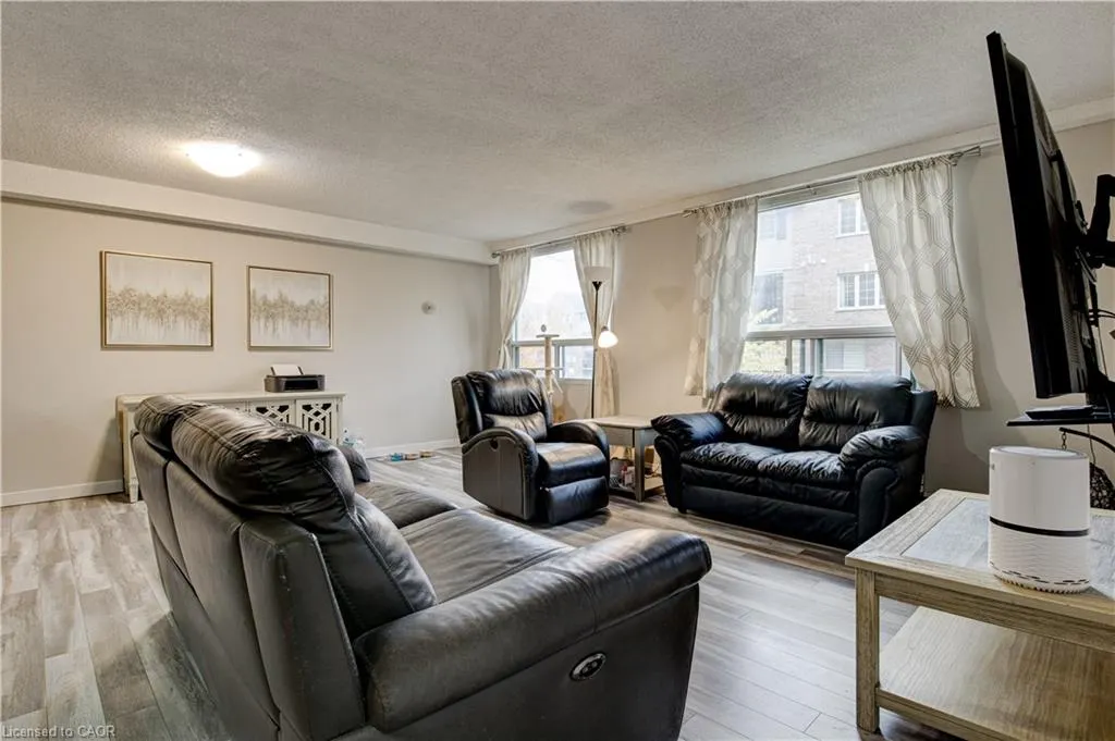 18 Holborn Court, #104