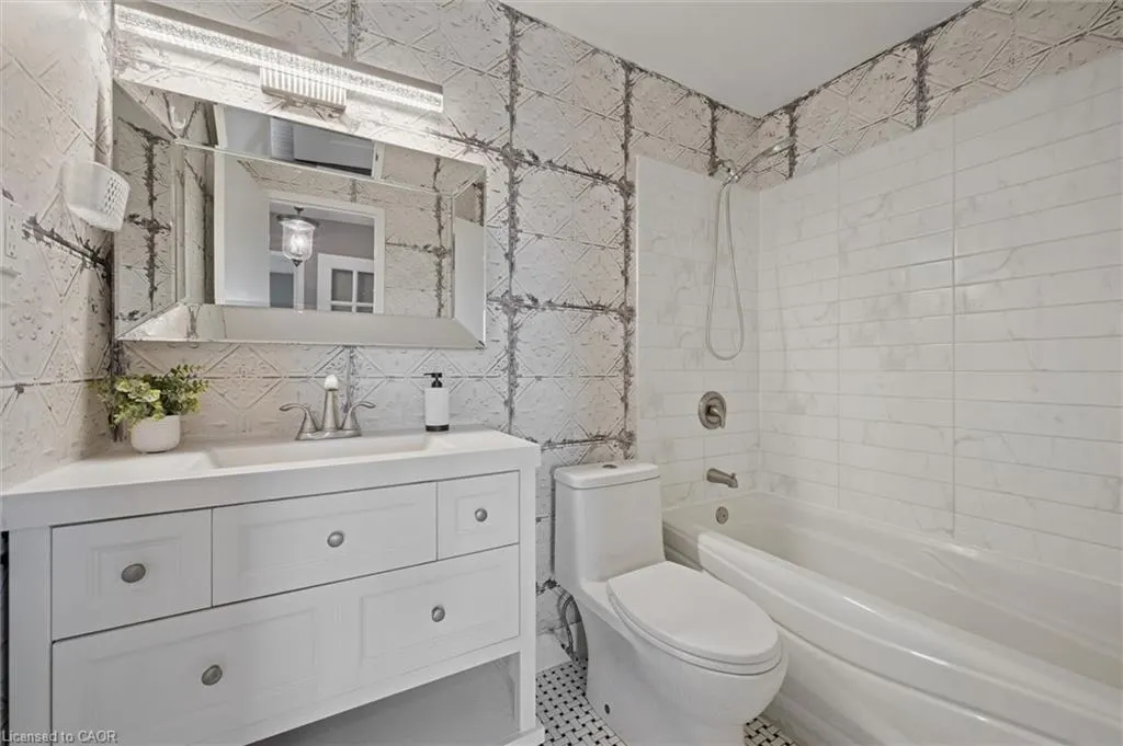 1100 Courtland Avenue E, #710