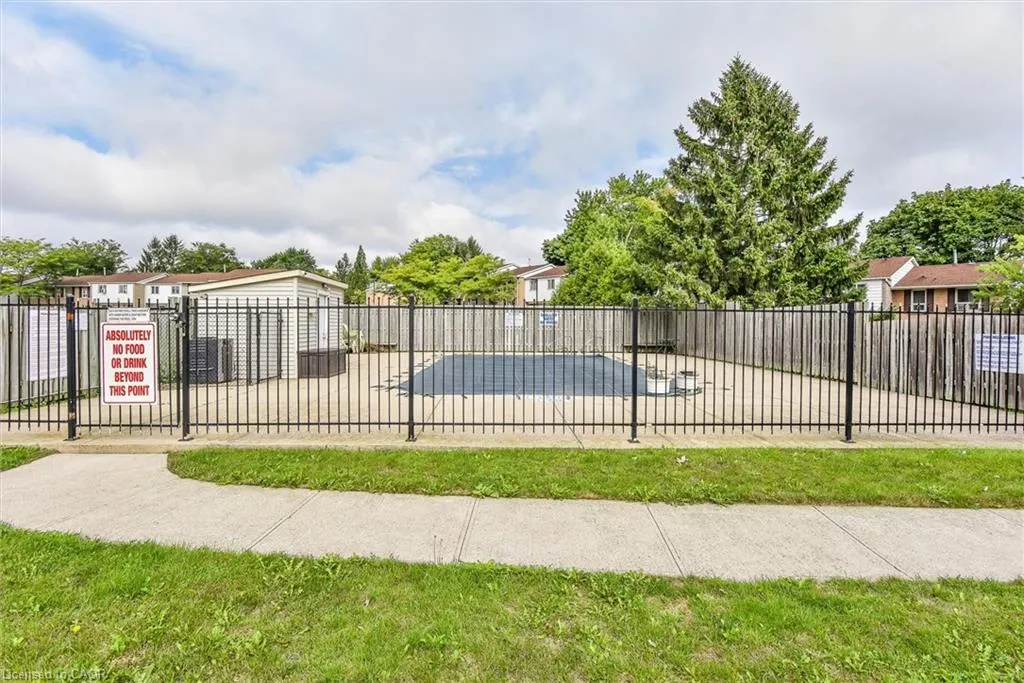 1100 Courtland Avenue E, #710