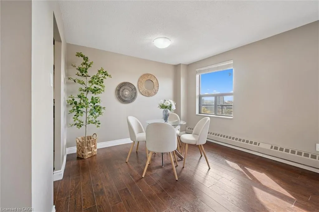 1100 Courtland Avenue E, #710