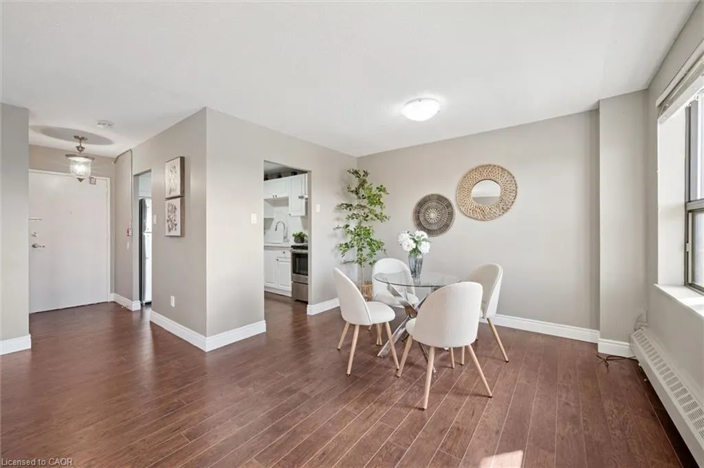 1100 Courtland Avenue E, #710