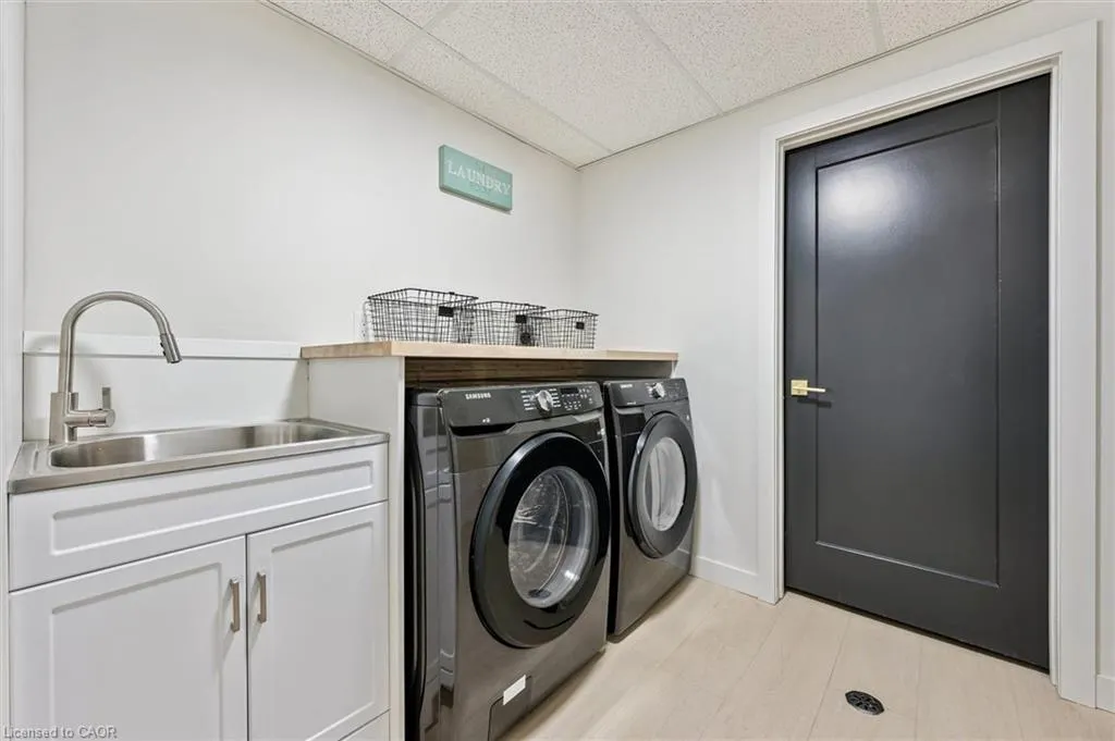 459 Drummerhill Crescent