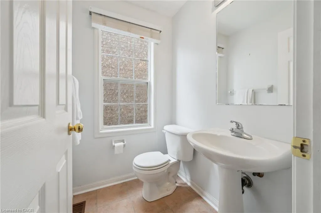 1617 Gowling Terrace