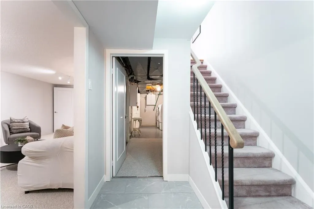 2252 Upper Middle Road, #6