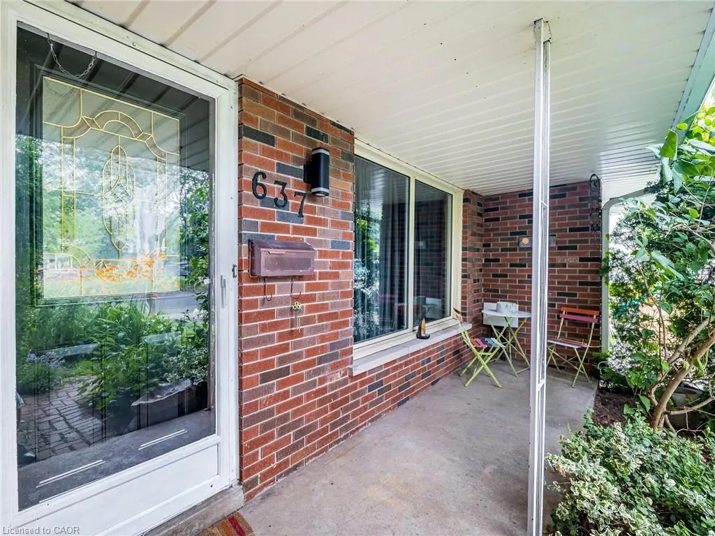 637 Artreva Crescent