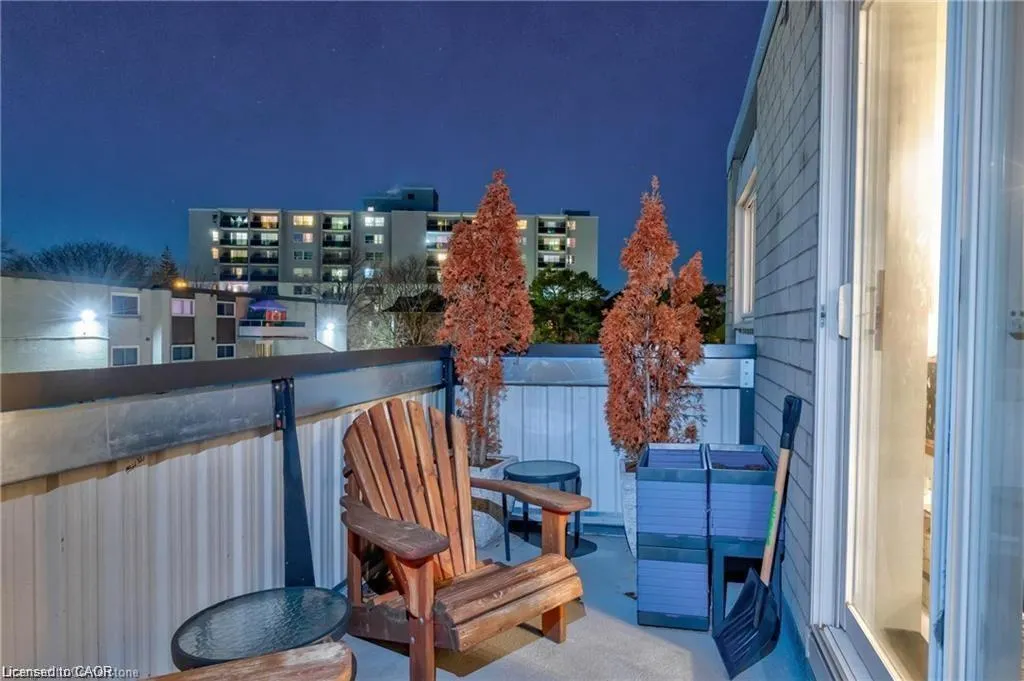 6 Walton Avenue, #310