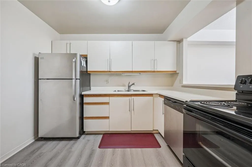 18 Holborn Court, #504