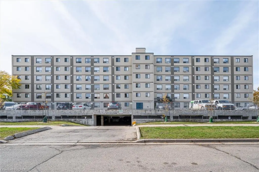 18 Holborn Court, #504