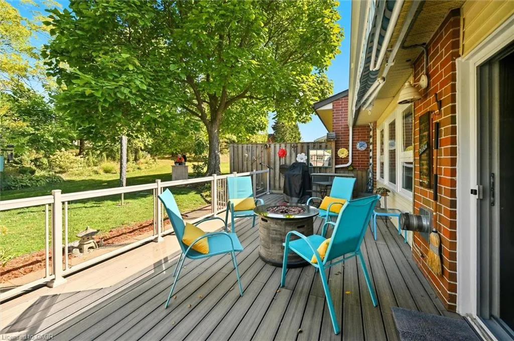 34 Cardinal Mindszenty Boulevard