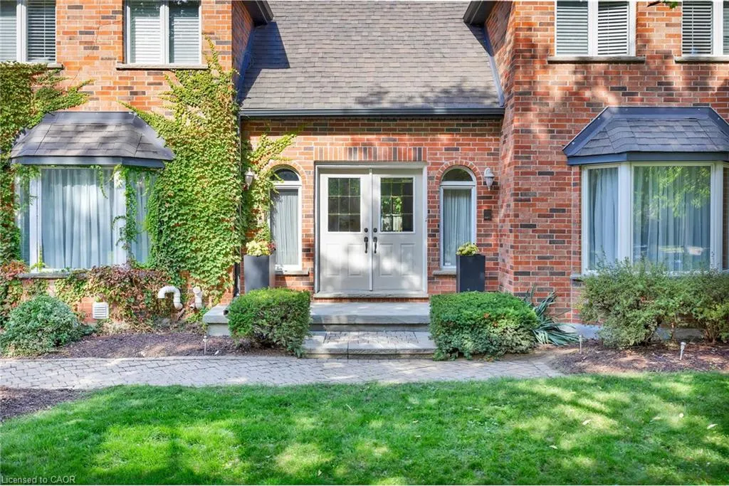 250 Grey Squirrel Place