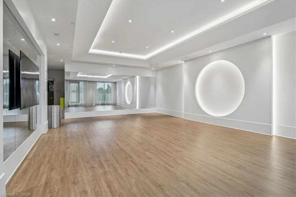 2007 James Street, #1405