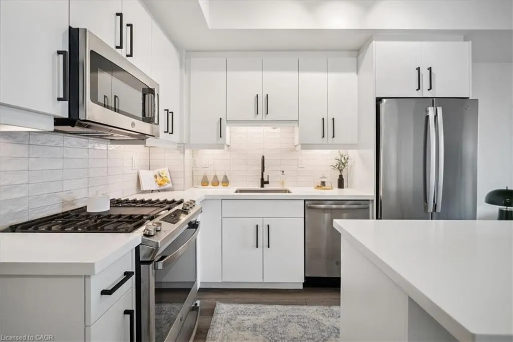 2007 James Street, #1405