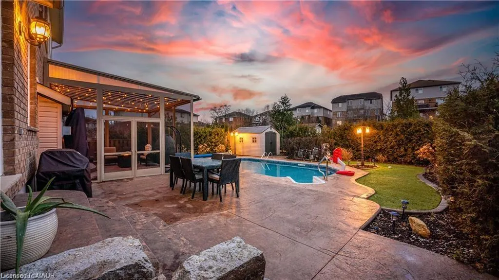 76 Blossomfield Crescent