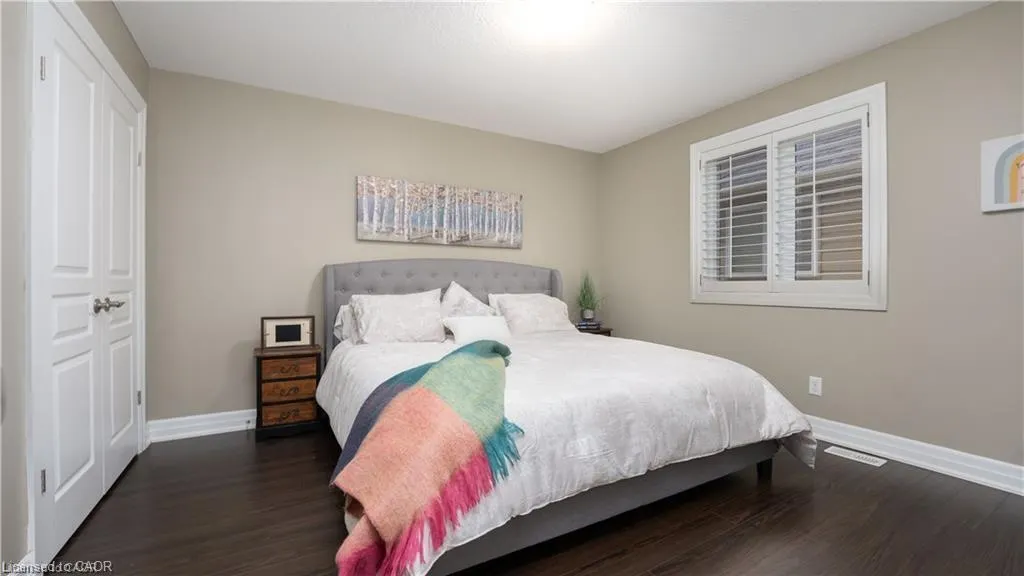 76 Blossomfield Crescent