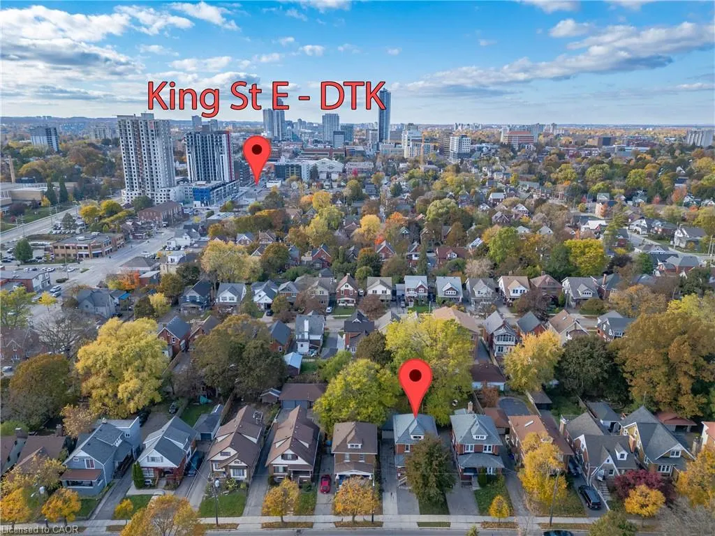 34 Stirling Avenue N