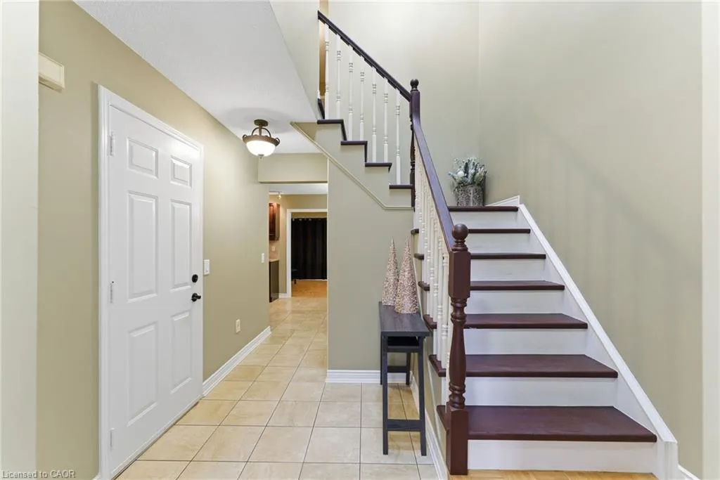 34 Dynasty Avenue, #33