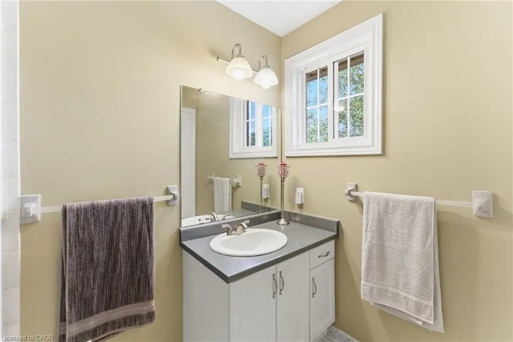 34 Dynasty Avenue, #33