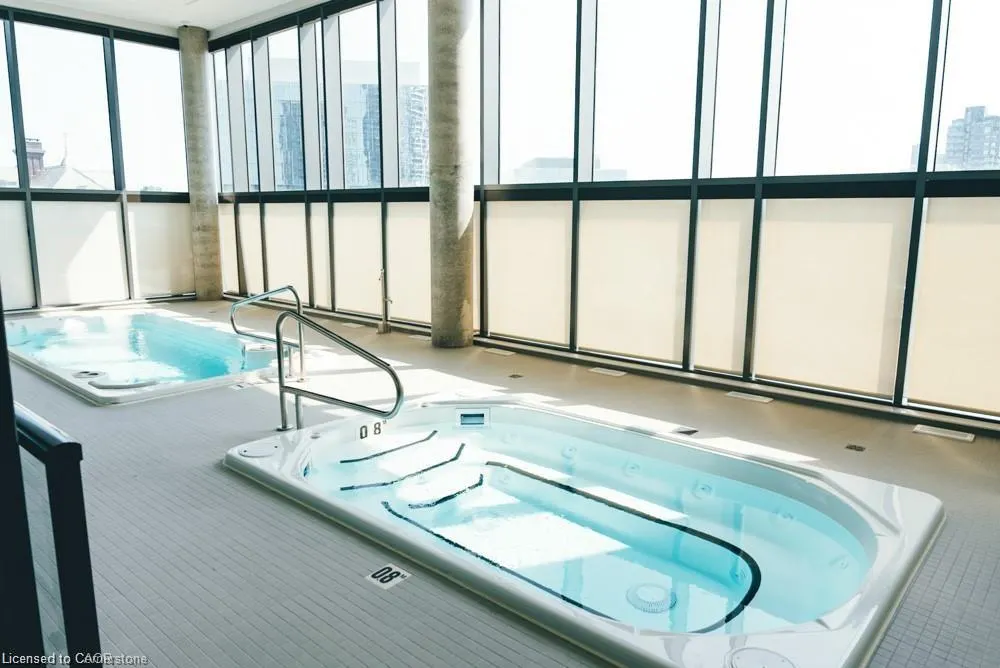 5 Wellington Street S, #611