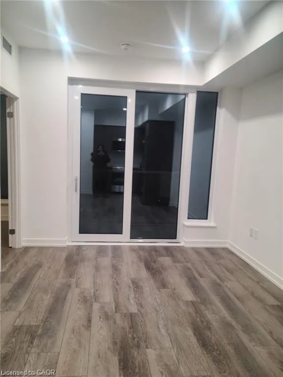 5 Wellington Street S, #611