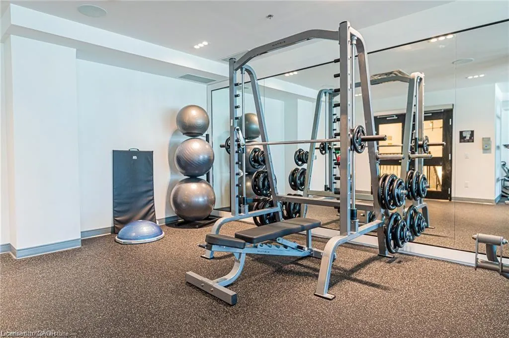 5 Wellington Street S, #611