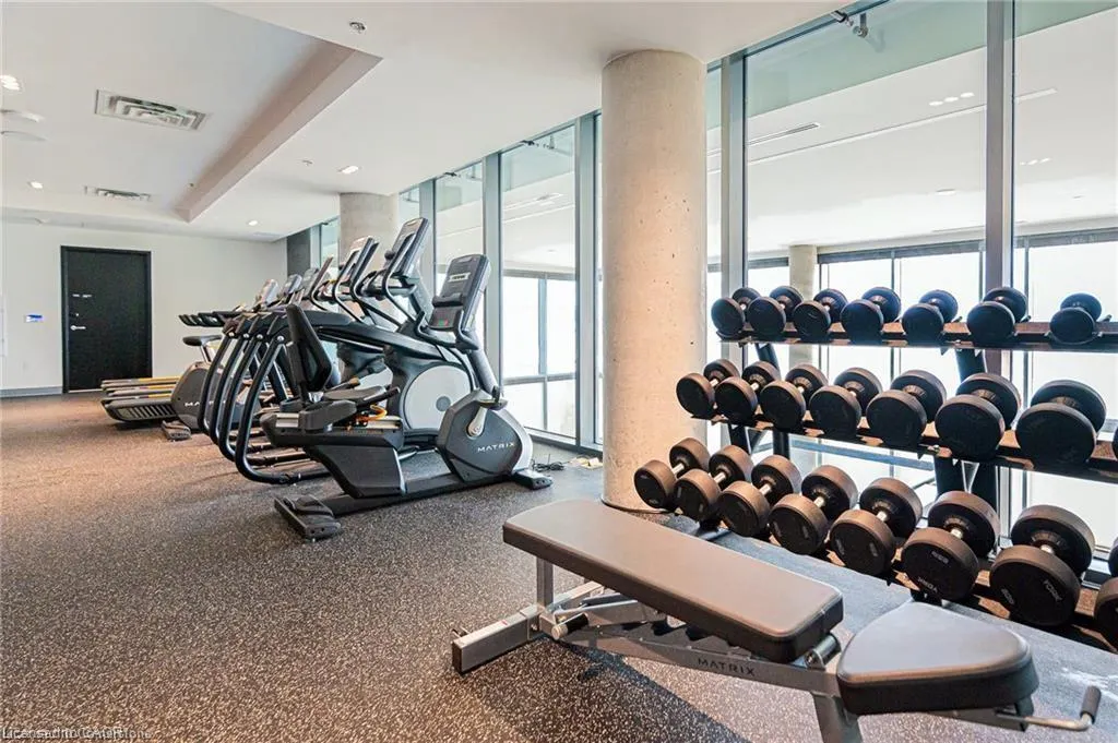 5 Wellington Street S, #611