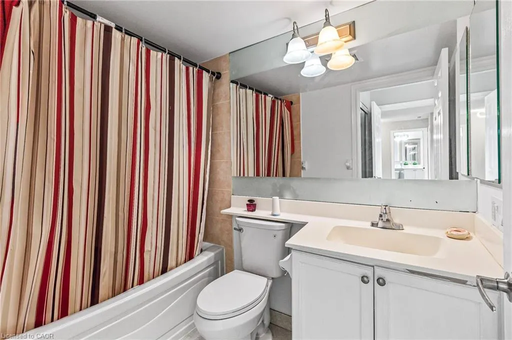 310 Burnhamthorpe Road W, #401