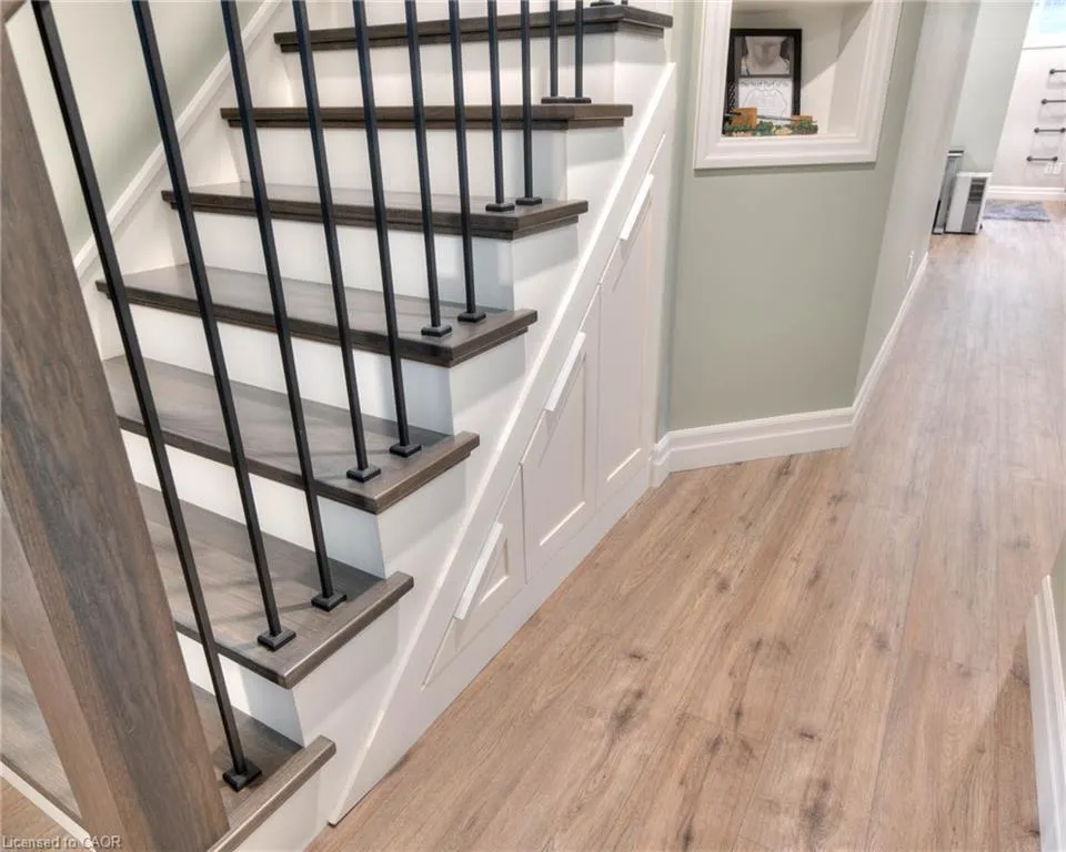 96 Raising Mill Gate