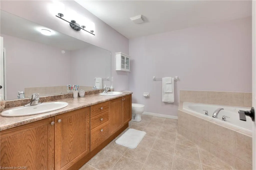 96 Raising Mill Gate