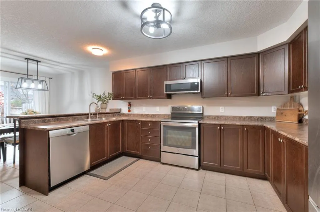 96 Raising Mill Gate