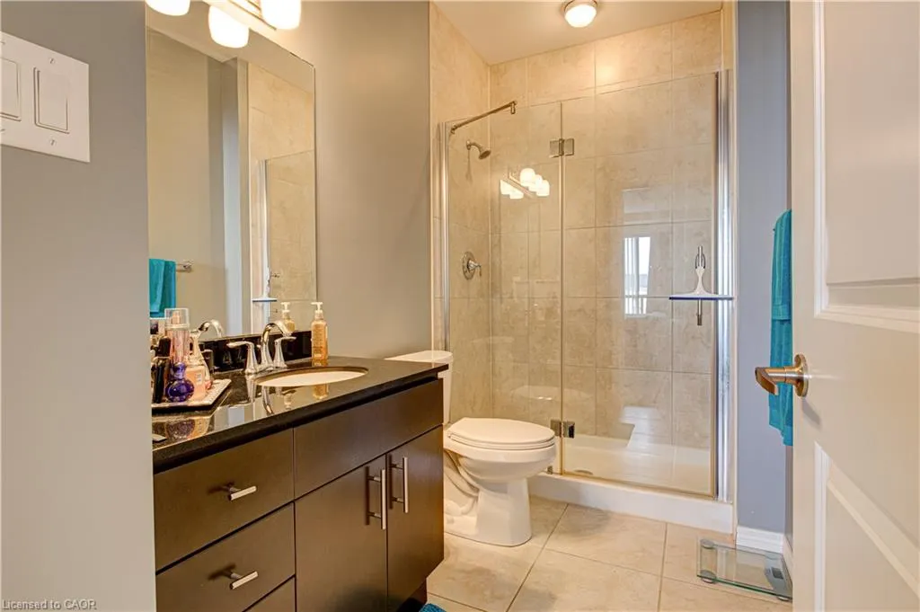 539 Belmont Avenue, #1106