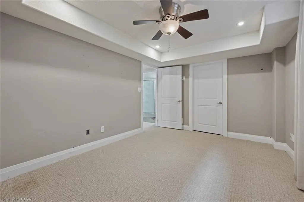 556 Netherwood Crescent, #LOWER