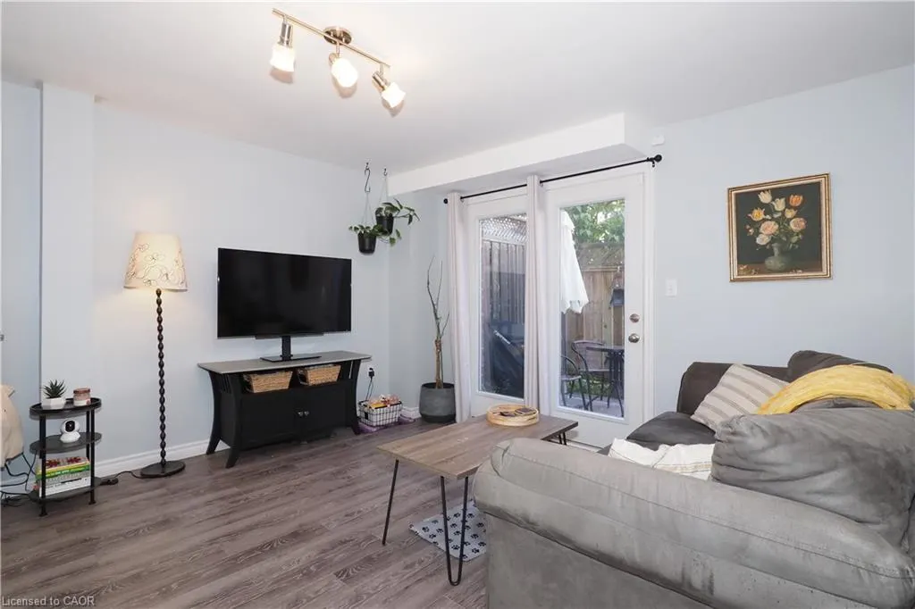 55 Mooregate Crescent, #12A