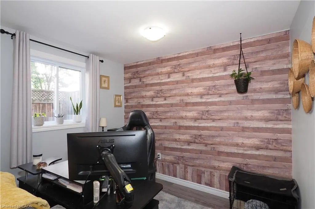 55 Mooregate Crescent, #12A