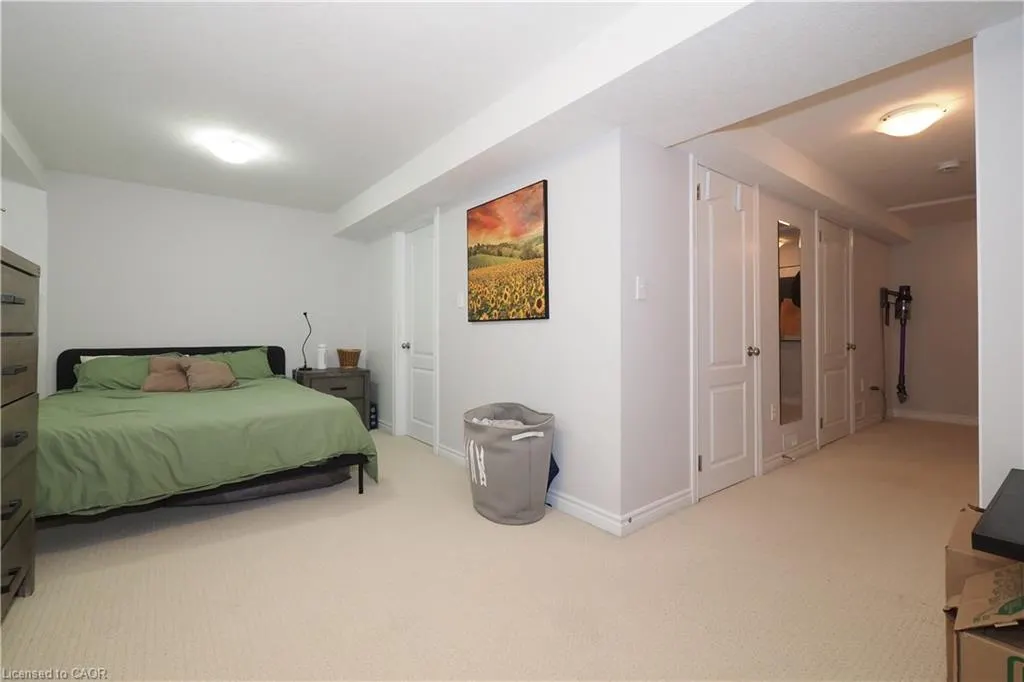 55 Mooregate Crescent, #12A