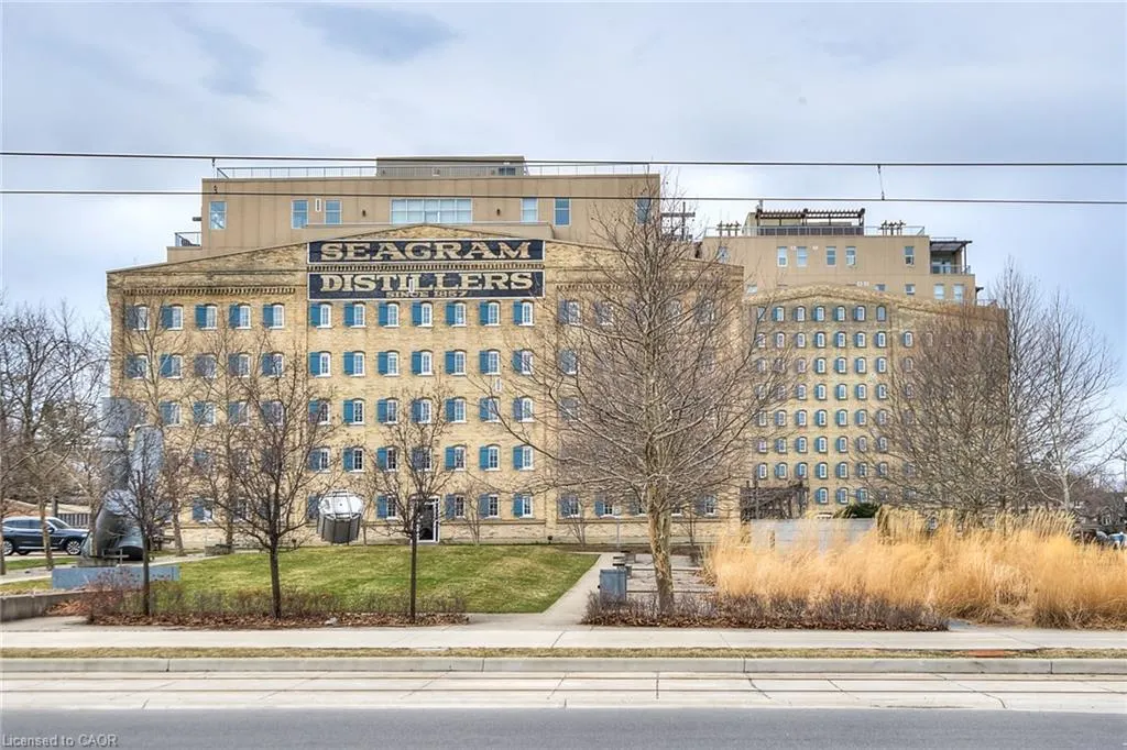 3 Father David Bauer Drive, #305