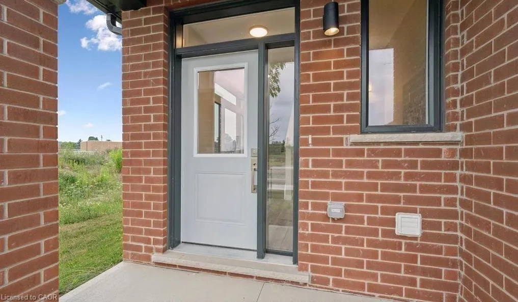 60 Ayr Meadows Crescent