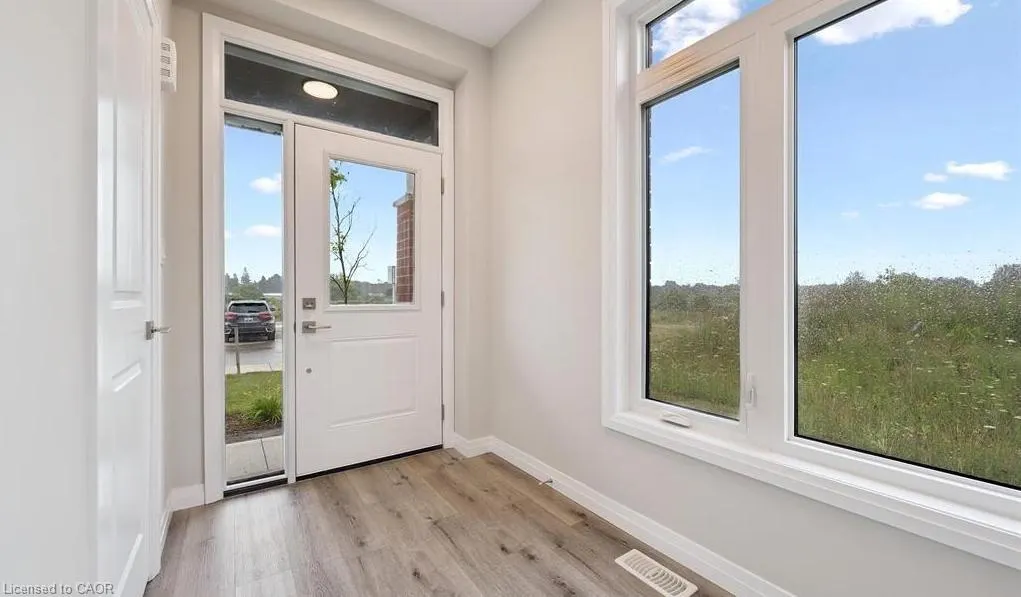 60 Ayr Meadows Crescent