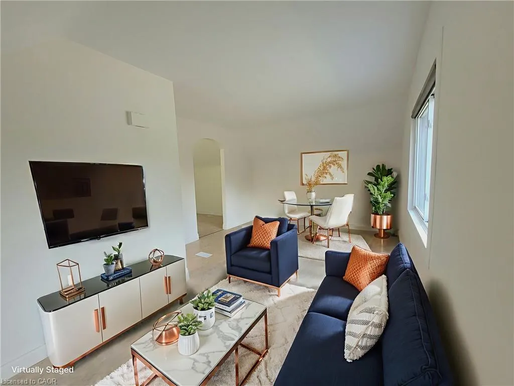 121 Blucher Street, #2