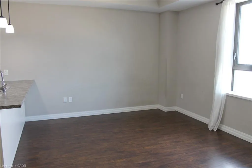 112 King Street E, #1101