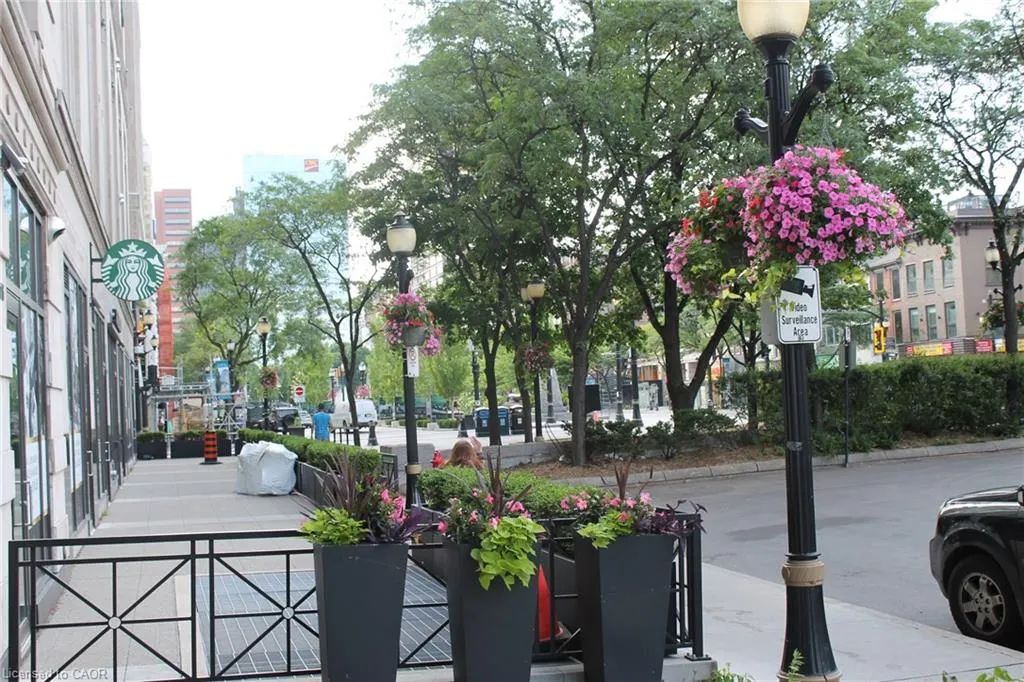 112 King Street E, #1101