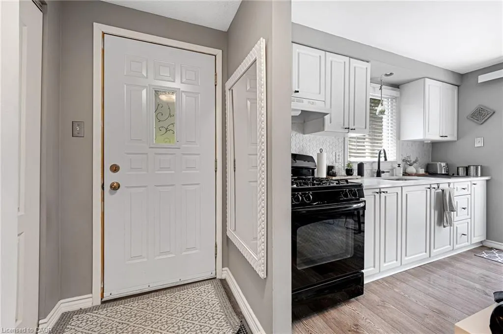 415 Morgan Avenue, #15